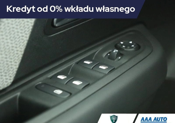 Citroen C4 cena 95000 przebieg: 28502, rok produkcji 2022 z Świeradów-Zdrój małe 211